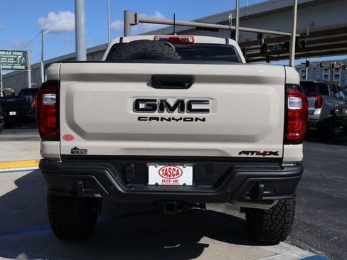 New 2026 GMC Canyon AT4X w/ AT4X AEV Edition AWD/4WD image 5