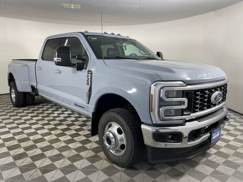 New 2026 Ford F350 Lariat w/ Lariat Ultimate Package AWD/4WD image 10