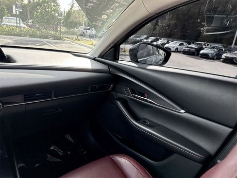 Certified 2023 MAZDA CX-30 AWD 2.5 S w/ Preferred Package image 16