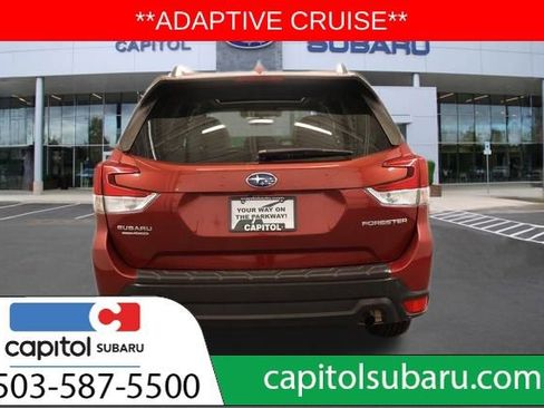 Used 2020 Subaru Forester Premium image 4