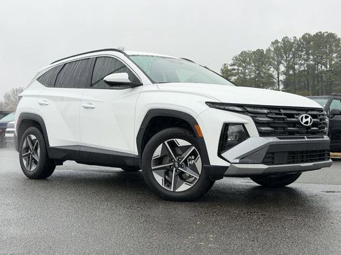 Certified 2025 Hyundai Tucson SEL image 2