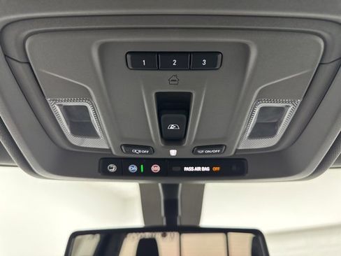 Used 2023 Chevrolet Silverado 2500 LTZ image 23