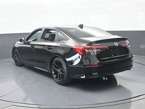 Used 2022 Honda Civic Sport image 4