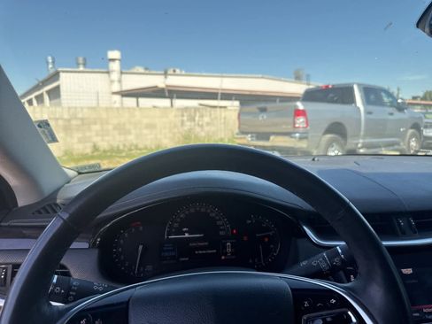 Used 2017 Cadillac XTS Luxury image 22