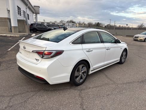 Used 2017 Hyundai Sonata Limited w/ Ultimate Package 02 image 7