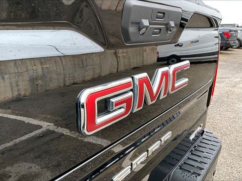 Used 2023 GMC Sierra 1500 AT4 w/ AT4 Premium Package image 31