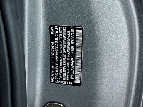 Certified 2024 Porsche 911 Targa 4 AWD/4WD image 35