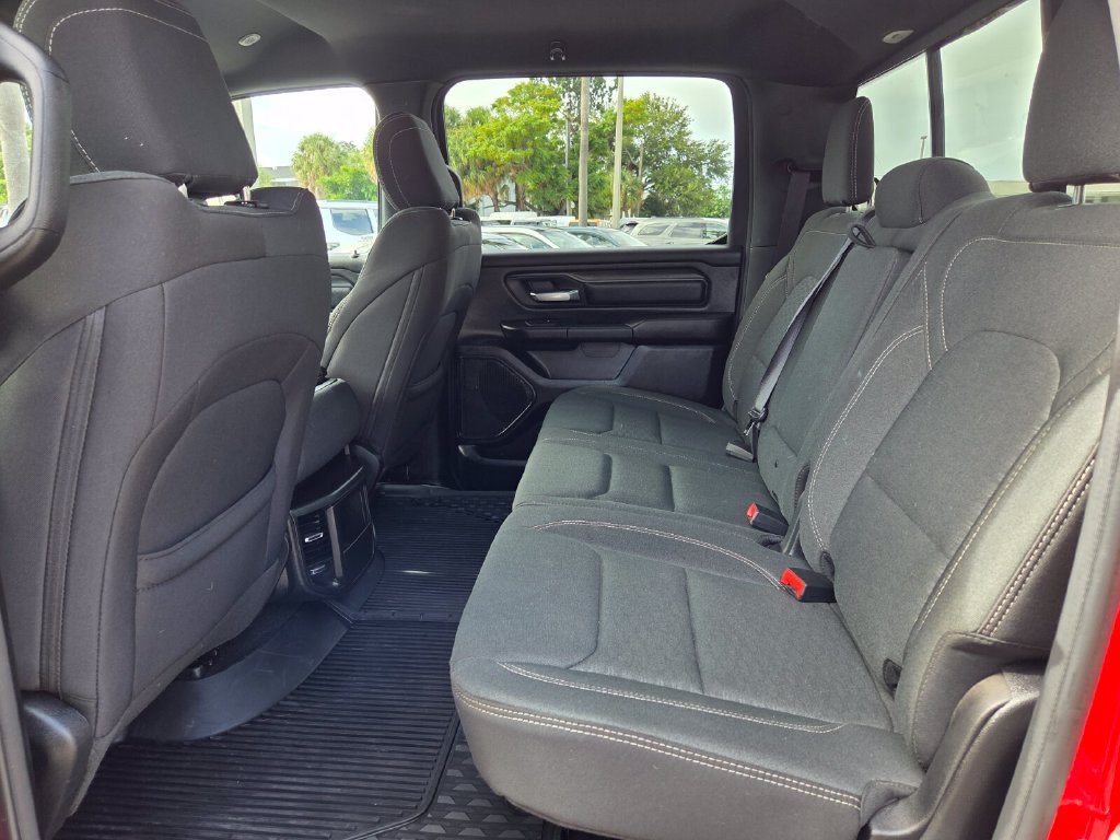 Used 2025 RAM 1500 Warlock AWD/4WD image 15
