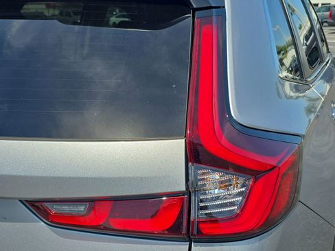 Certified 2025 Honda CR-V EX-L image 8