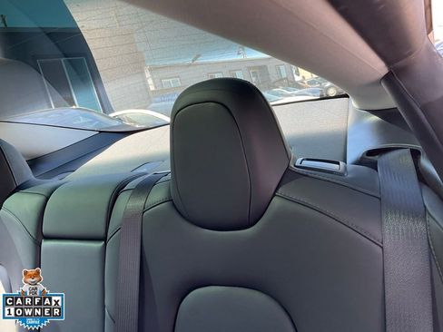 Used 2023 Tesla Model 3 Standard Range image 32