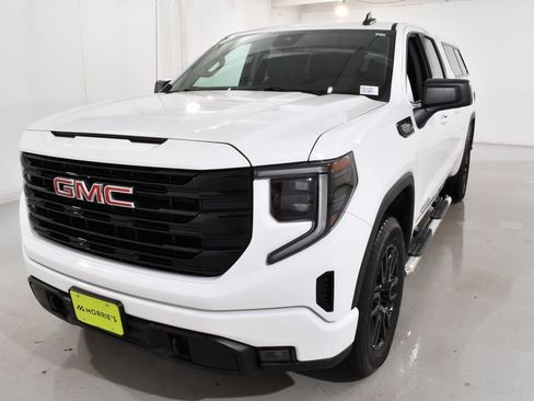 Used 2023 GMC Sierra 1500 Elevation AWD/4WD image 2