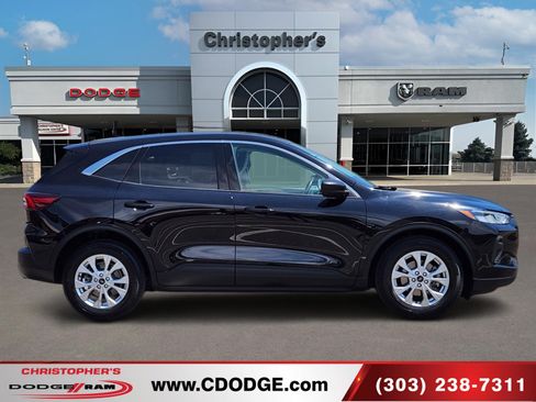 Used 2023 Ford Escape Active FWD image 2