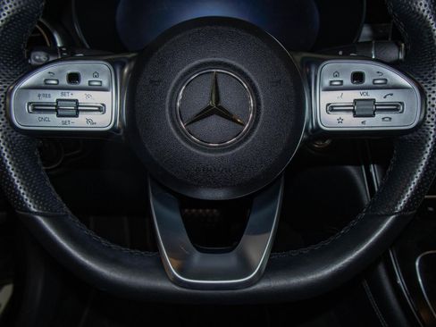 Used 2020 Mercedes-Benz GLC 300 4MATIC Coupe image 11