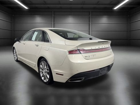Used 2015 Lincoln MKZ AWD w/ Equipment Group 101A Select image 4