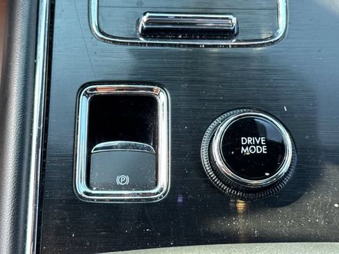 Used 2022 Lincoln Aviator Grand Touring w/ Equipment Group 301A AWD/4WD image 37