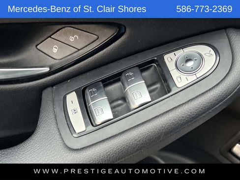 Used 2018 Mercedes-Benz GLC 300 4MATIC image 22