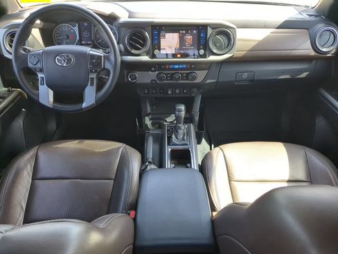 Used 2019 Toyota Tacoma Limited RWD image 13