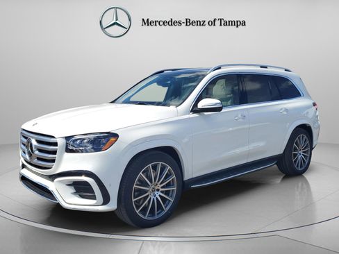 New 2026 Mercedes-Benz GLS 580 4MATIC image 1