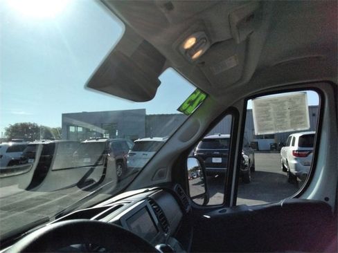 Used 2025 RAM ProMaster 2500 w/ Convenience Group image 24