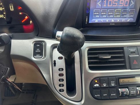 Used 2010 Honda Odyssey EX-L image 15