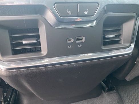 Used 2024 GMC Sierra 1500 Denali w/ Technology Package image 29