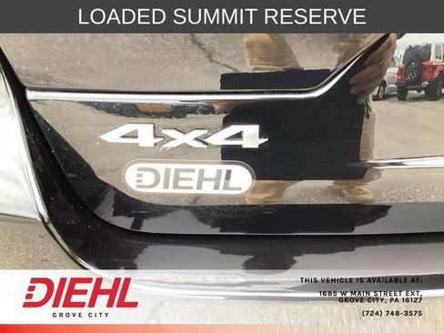 Used 2023 Jeep Grand Cherokee Summit AWD/4WD image 12