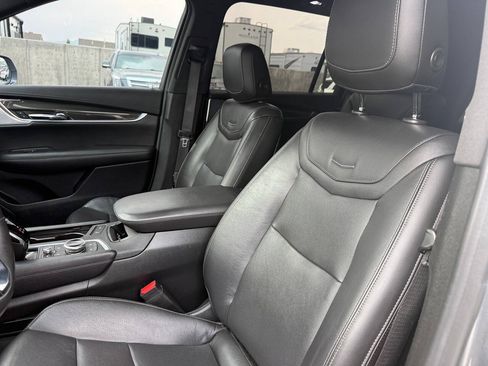 Used 2020 Cadillac XT6 Sport AWD/4WD image 16