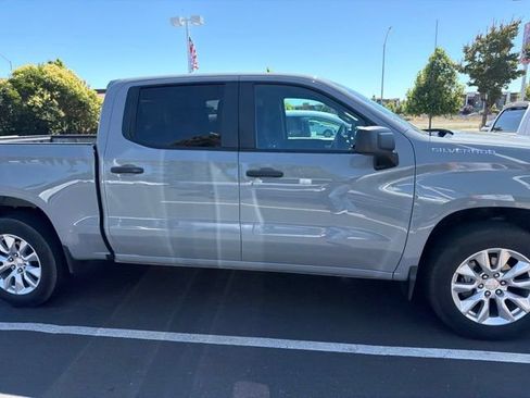 Used 2024 Chevrolet Silverado 1500 Custom RWD image 4