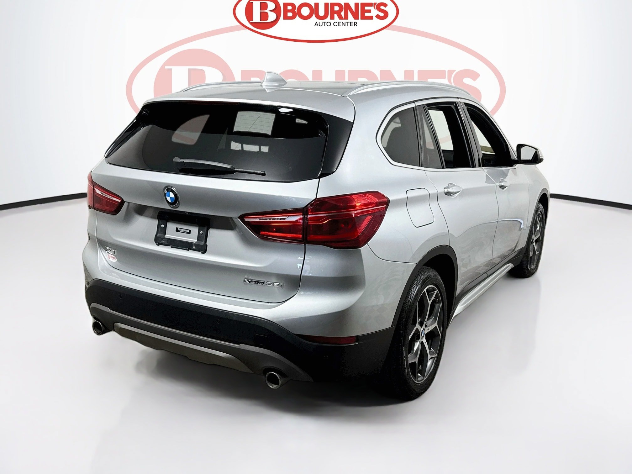 Used 2019 BMW X1 xDrive28i w/ Convenience Package AWD/4WD image 11