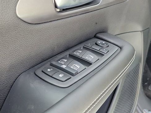 New 2026 Chrysler Voyager LX image 16