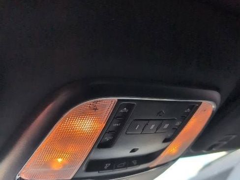 Used 2017 Jeep Grand Cherokee Trailhawk w/ Trailhawk Luxury Group AWD/4WD image 10