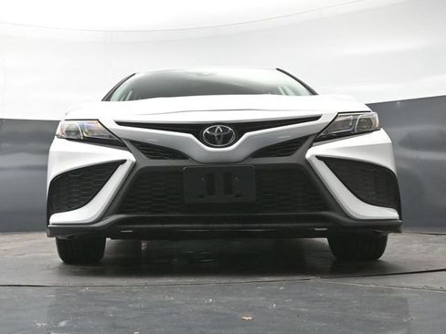 Used 2024 Toyota Camry SE FWD image 25