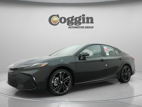New 2026 Toyota Camry XSE FWD image 2