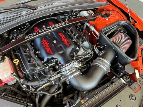 Used 2021 Chevrolet Camaro SS image 30