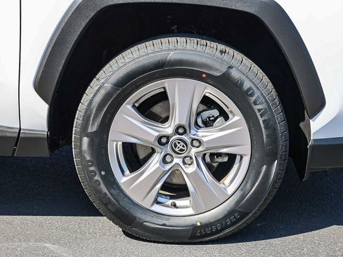 Certified 2023 Toyota RAV4 XLE w/ Convenience Package FWD image 31