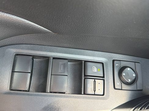 Used 2021 Toyota RAV4 XLE w/ Convenience Package AWD/4WD image 50
