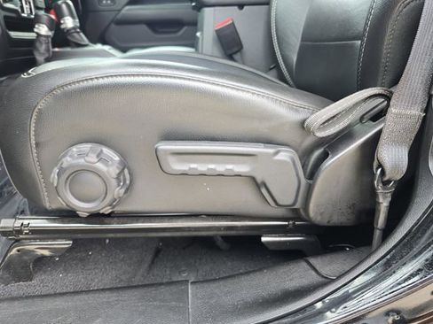 Used 2023 Jeep Wrangler Unlimited Sahara w/ Cold Weather Group image 14