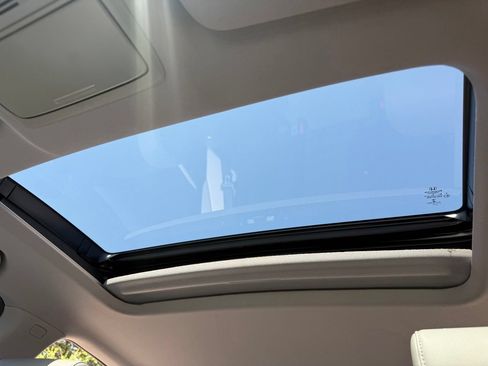 Used 2018 Honda Accord EX-L image 18
