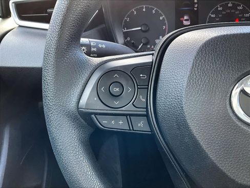 Used 2023 Toyota Corolla LE image 23