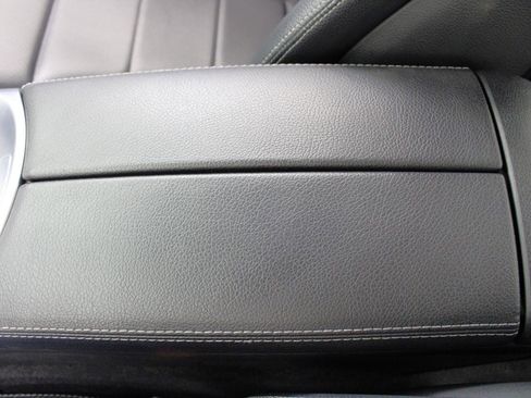 Used 2017 Mercedes-Benz C 300 Sedan image 60