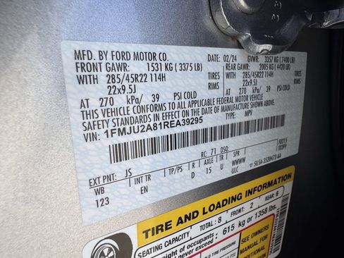 Used 2024 Ford Expedition Limited image 34