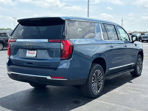 New 2026 GMC Yukon XL Elevation w/ Elevation Premium Package AWD/4WD image 8