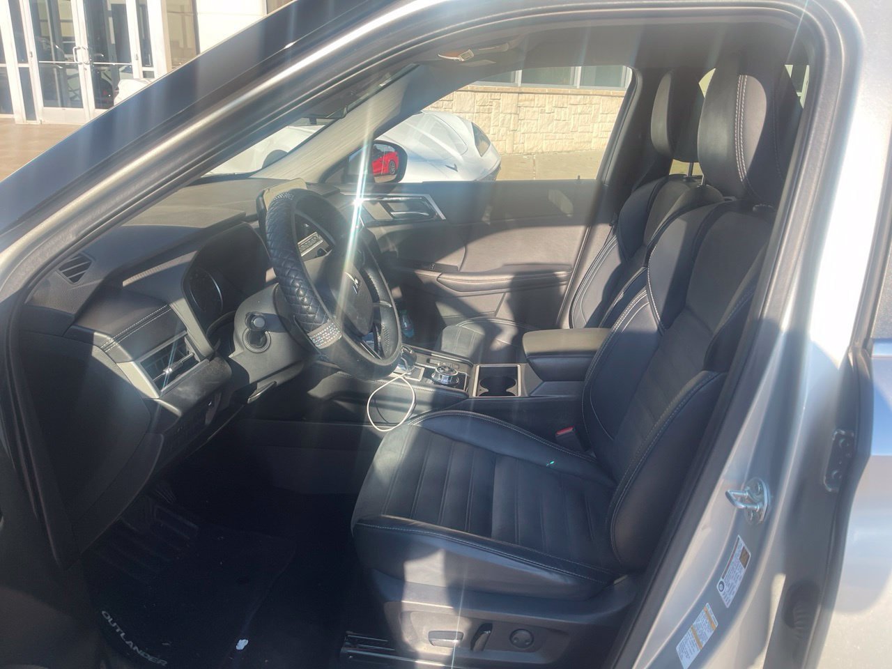Used 2022 Mitsubishi Outlander SE AWD/4WD image 10