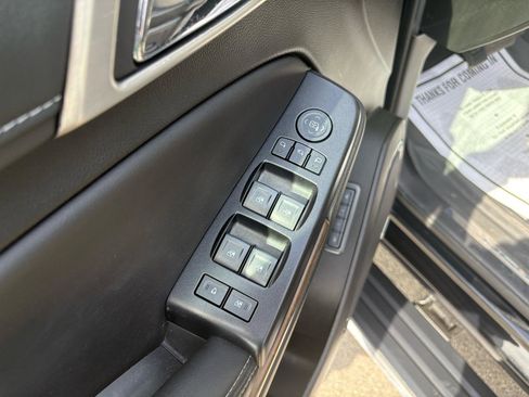 Used 2020 GMC Yukon Denali w/ Denali Ultimate Package AWD/4WD image 12