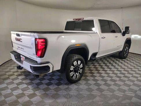 Used 2024 GMC Sierra 2500 Denali w/ Denali Reserve Package image 8