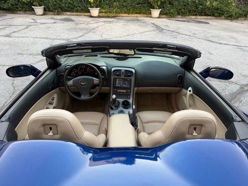 Used 2006 Chevrolet Corvette Convertible w/ Preferred Equipment Group image 26