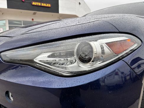Used 2017 Alfa Romeo Giulia Ti w/ TI Lusso Light Wood Package image 39