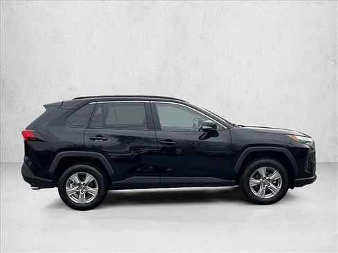 Used 2025 Toyota RAV4 XLE image 4