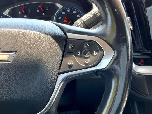 Used 2019 Chevrolet Traverse LT FWD image 24