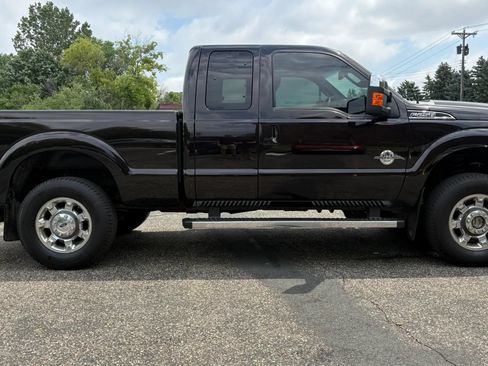 Used 2014 Ford F250 Lariat w/ Chrome Package AWD/4WD image 13